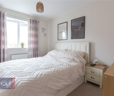 3 bedroom semi-detached house to rent - Photo 5