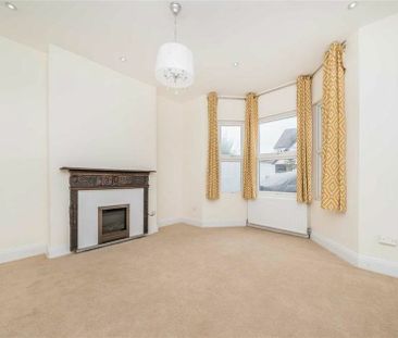 St. Leonards Road East Sheen, SW14 - Photo 3