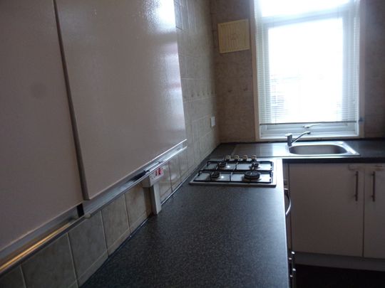 2 Bed Terraced House, Clifton Terrace, LS9 - Photo 1