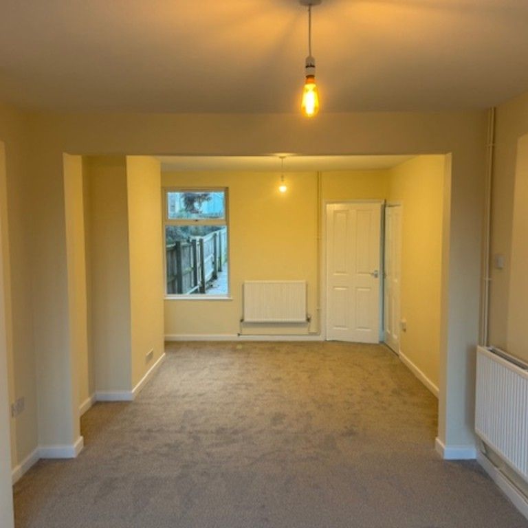 Landguard Road, Felixstowe, Suffolk, IP11 - Photo 1