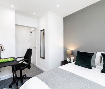 £130PPPW, BILLS INCLUDED- West Parade, LINCOLN, LN1 1LF, Property f... - Photo 2