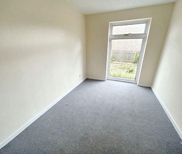 2 bed lower flat to rent in NE38 - Photo 5