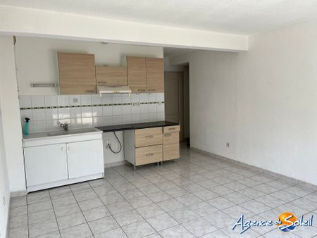 Location Appartement 2 pièces 40m² NARBONNE 11100 - Photo 4