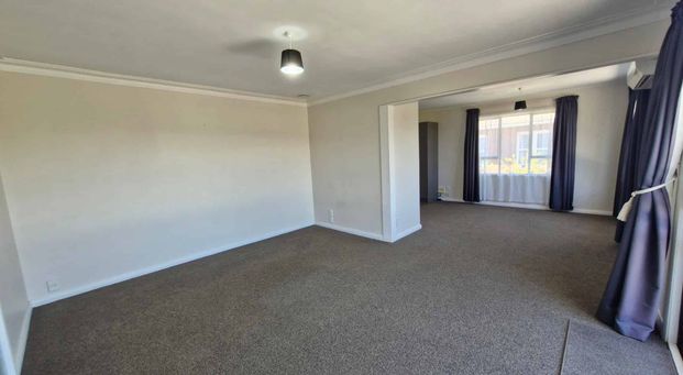 Tidy 1950’s Home - Photo 1