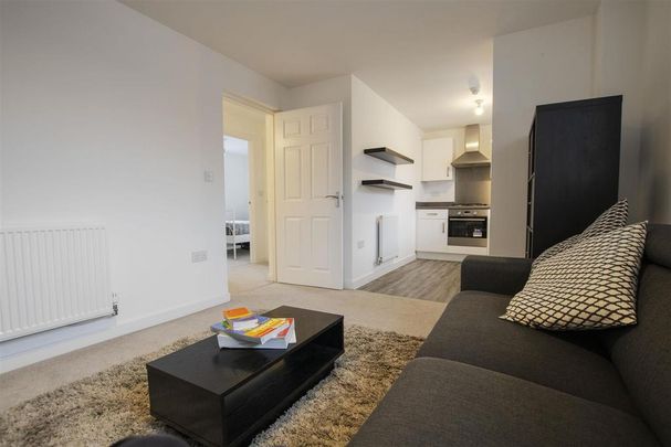 2 bedroom apartment to rent - Photo 1