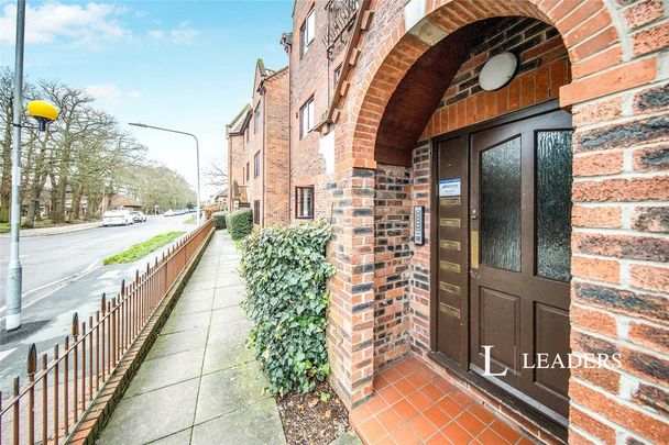 2 bedroom house to rent - Photo 1