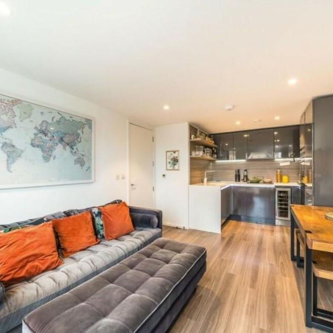 2 bedroom flat to rent - Photo 1