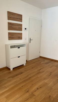 Erstklassige 2-Zimmer-Wohnung mit großem Balkon – Bezug sofort! - Photo 1