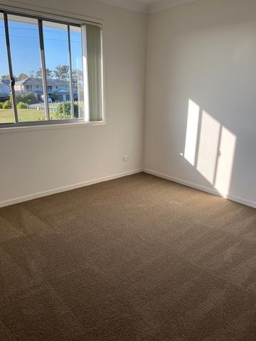 3 BEDROOM TOWNHOUSE FOR RENT - Photo 3