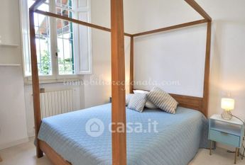 Villa in Affitto in Via Francesco Carrara a Forte dei Marmi