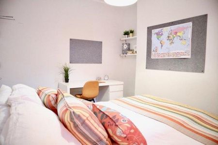 3 bedroom house share to rent - Photo 3