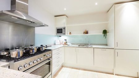 Imperial House, Kensington, London W8 - Photo 5