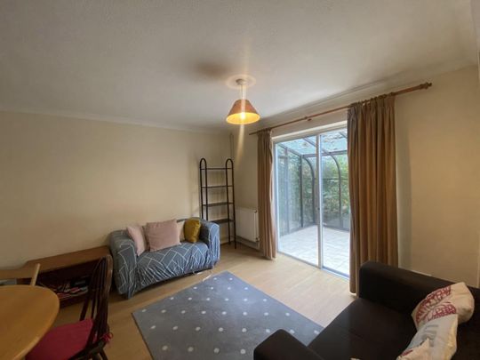 4 bedroom house to rent - Photo 1