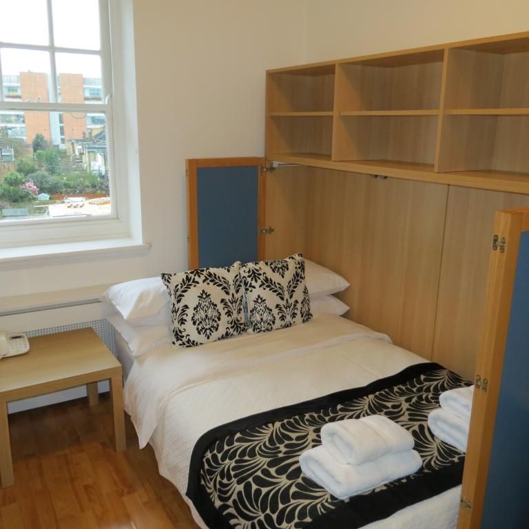Flat 414 Fulham Palace Road, Fulham W6 9HH - Photo 1