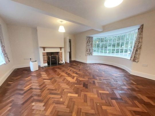 3 bedroom bungalow to rent - Photo 1