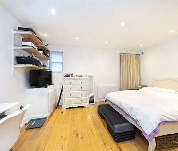 1 bedroom flat in Richmond - Photo 2