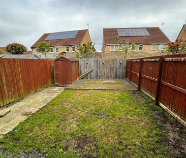 3 bedroom semi-detached house to rent - Photo 5