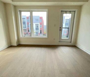 Condo Townhouse For Lease | W9251124 - Photo 5