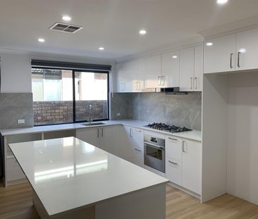 FAMILY HOME IN ROSSMOYNE HIGH SCHOOL ZONE - Photo 6
