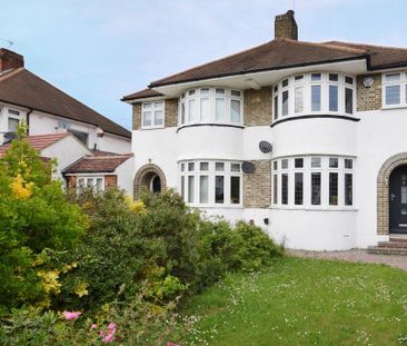 4 bedroom semi-detached house to rent - Photo 5