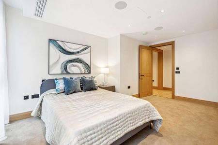 3 bedroom flat to rent - Photo 3