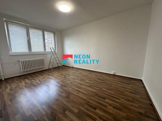 Pronájem bytu 2+1 56 m2 - Фото 1