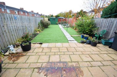 2 bedroom house to rent - Photo 2