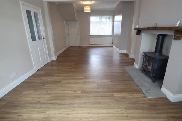 2 bedroom terraced house to rent - Photo 1