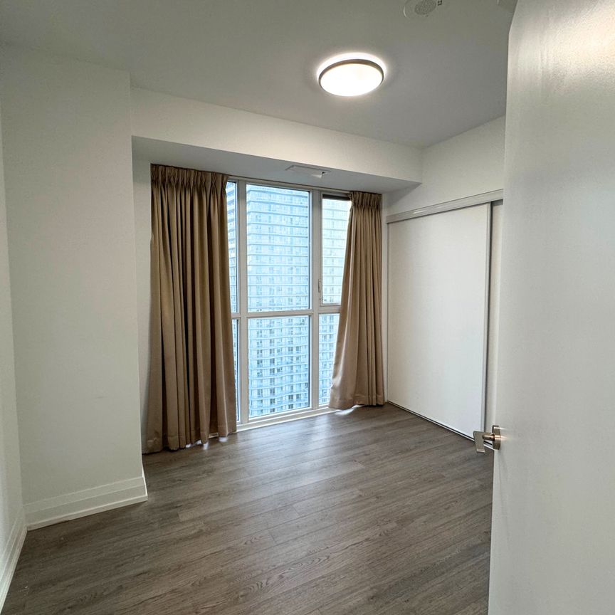 For Lease - 77 Mutual Street Unit# 3504, Toronto, Ontario - Photo 1