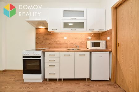 Pronájem bytu 1+kk 27 m² - Photo 2