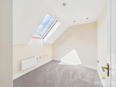 The Penthouse, 12 Stuart Court Copthorne Road, Shrewsbury, SY3 8NL - Photo 5