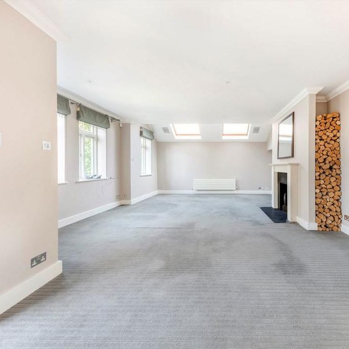 6 bedroom detached house to rent - Photo 1