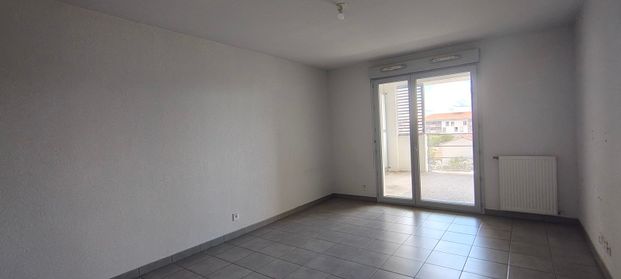 Location Appartement 3 pièces 62m² LAUNAGUET 31140 - Photo 1