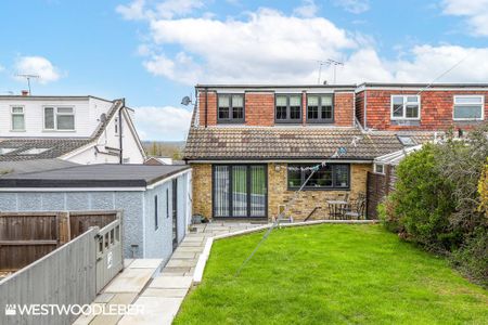 3 bedroom semi-detached house to rent - Photo 3