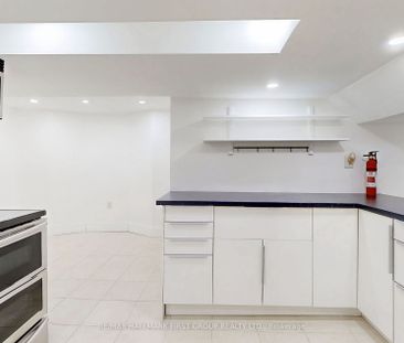 For Lease - 1 Bramwell Drive, Ajax, Ontario - Photo 2