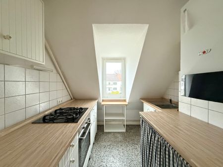 Schöne 3-Zimmer-Dachgeschosswohnung in ruhiger & zentraler Lage, Nähe Maschsee - Foto 4