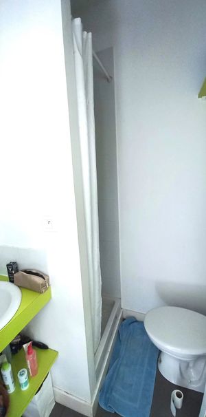 Location Appartement 1 pièce 14m² AIX EN PROVENCE 13100 - Photo 2