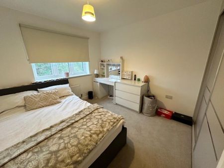 3 bedroom terraced house to rent - Photo 4