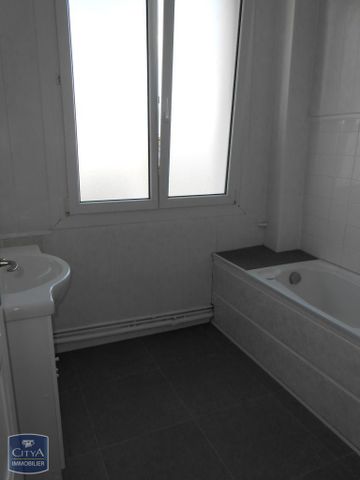 Location Appartement 4 pièces 116m² ST NAZAIRE 44600 - Photo 5