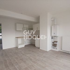 LOCATION : appartement de 4 pièces (68 m²) à SAINT JEAN DE BRAYE - Photo 2