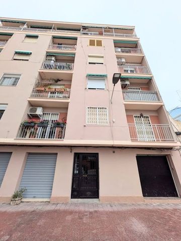 Carrer de Sant Pere, Valencia, Valencian Community 46011 - Photo 5