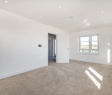 3 bedroom detached house to rent - Photo 4