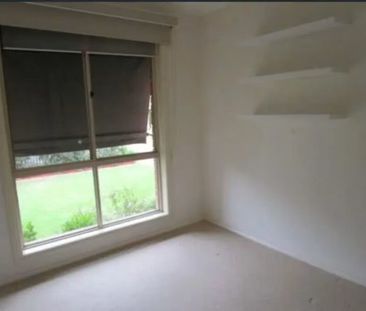 Keilor East - Photo 1