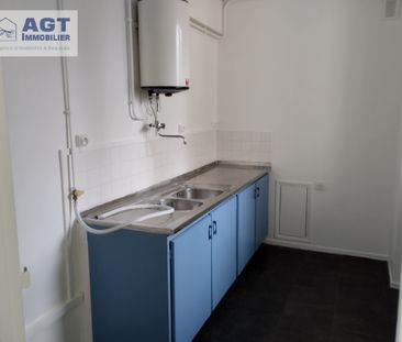 Location Appartement 3 pièces 58m² BEAUVAIS 60000 - Photo 2