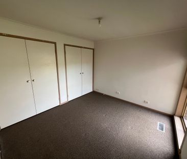3 Bedroom Home&excl; - Photo 2
