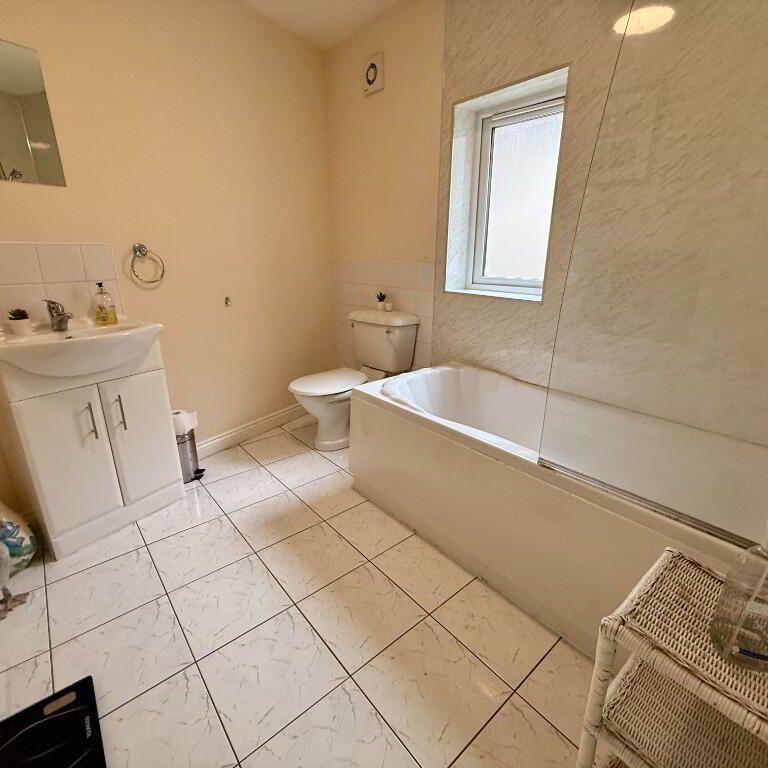 75 Fitzwilliam Street, Belfast, BT9 6AX - Photo 1