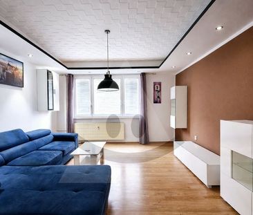 Štýlový 3-izbový byt po rekonštrukcii v tichej lokalite – Handlová,... - Photo 1