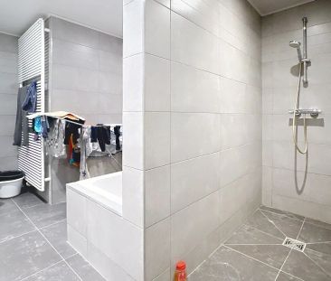 Lichtrijke Loft met 1 slaapkamer te Oostende - Photo 5