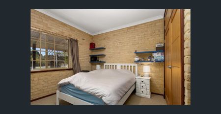 Luxurious Rural Retreat on Expansive 10,000sqm Estate - Photo 5