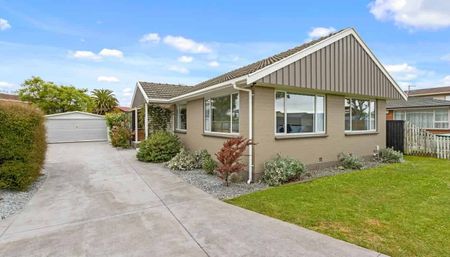 Spacious four bedroom family home! - Photo 5